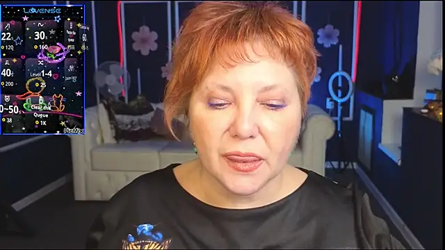 Kira Kenett online show from October 2025 08:33:01 AM