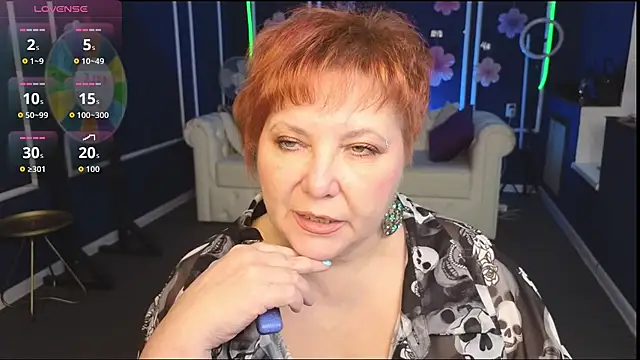 Kira Kenett online show from October 2025 07:53:02 AM