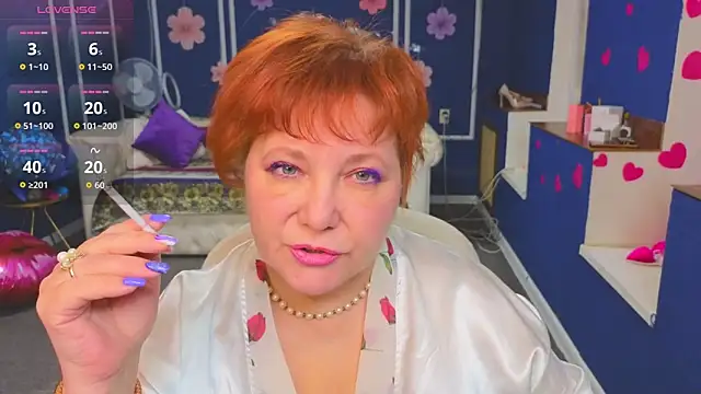 Kira Kenett online show from February 2026 06:43:02 AM