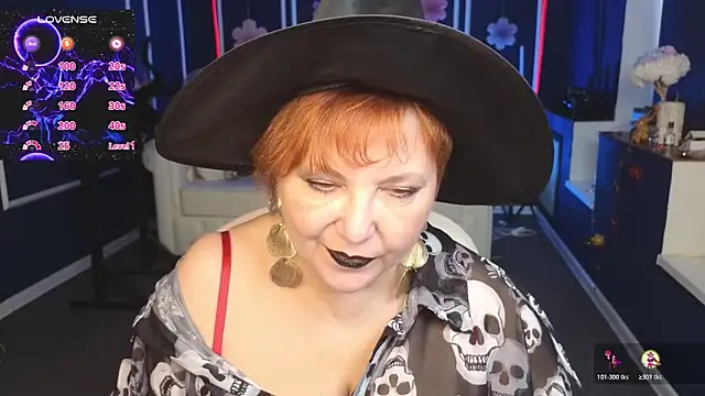 Kira Kenett online show from October 2025 08:37:01 AM