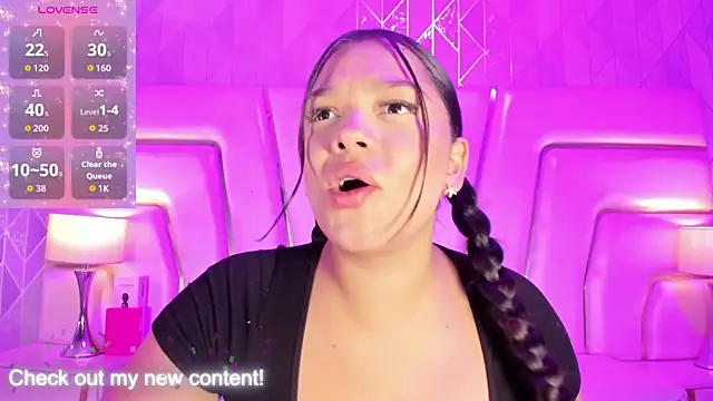 HatsaJones online show from February 2026 04:09:02 AM