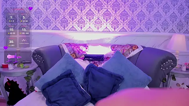 DaniCollinn  online show from March 2026 12:47:01 PM