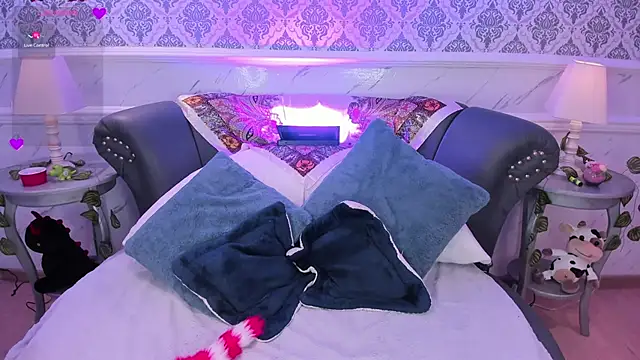 DaniCollinn  online show from March 2026 01:16:01 PM