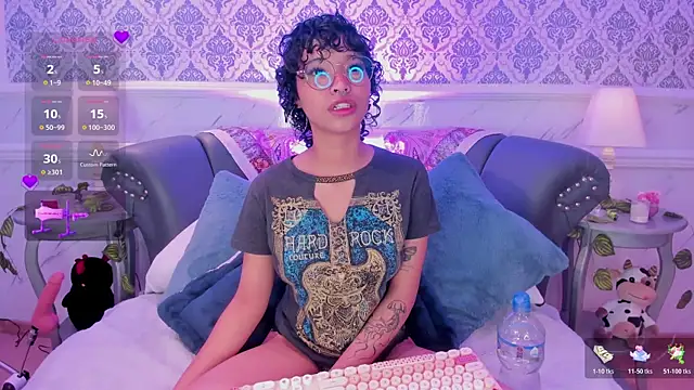 DaniCollinn  online show from February 2026 12:05:02 PM