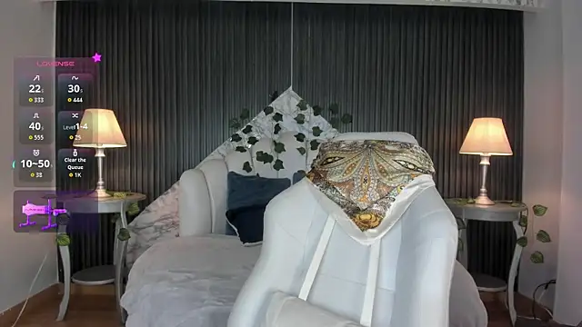 DaniCollinn  online show from December 2025 04:05:02 PM