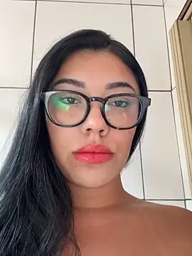 Alexa69xx online show from April 2026 05:38:02 PM