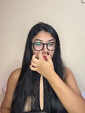 Alexa69xx online show from April 2026 09:32:02 PM