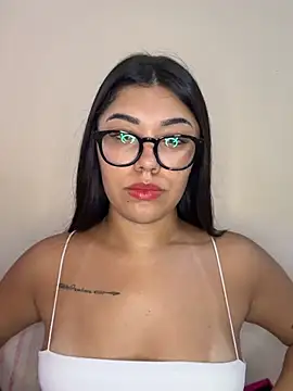 Alexa69xx online show from January 2026 04:35:02 PM