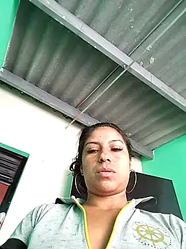 AnggelicaSwan21 online show from September 2025 03:18:02 PM
