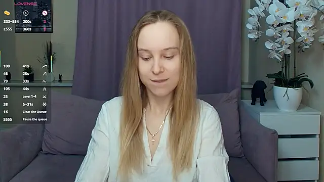 SoonMoor online show from March 2026 06:46:01 PM