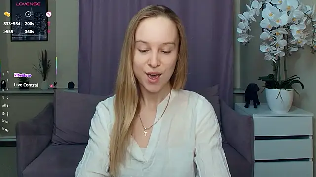 SoonMoor online show from March 2026 06:45:02 PM