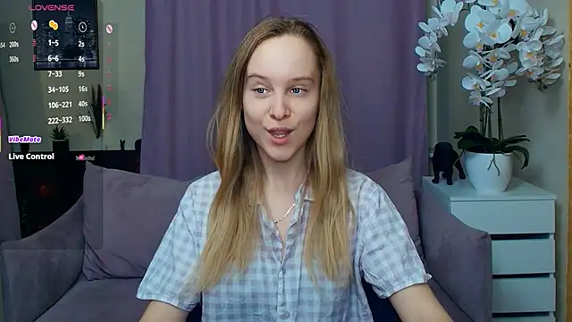 SoonMoor online show from March 2026 06:31:01 PM