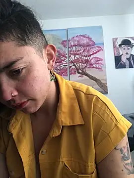 Snapshot of Paris_11 chatting on November 2025 01:48:02 PM Paris 11 online show from November 2025 01:48:02 PM