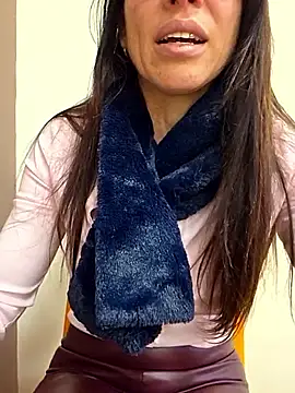 Snapshot of sexy7883 chatting on February 2026 11:19:01 AM sexy7883 online show from February 2026 11:19:01 AM