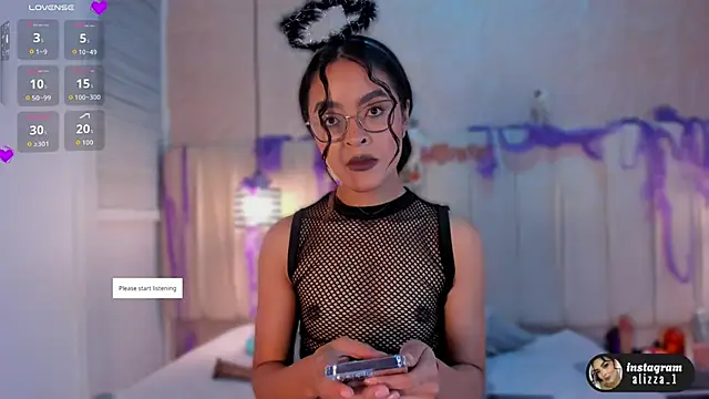 alizza  online show from October 2025 11:43:02 AM