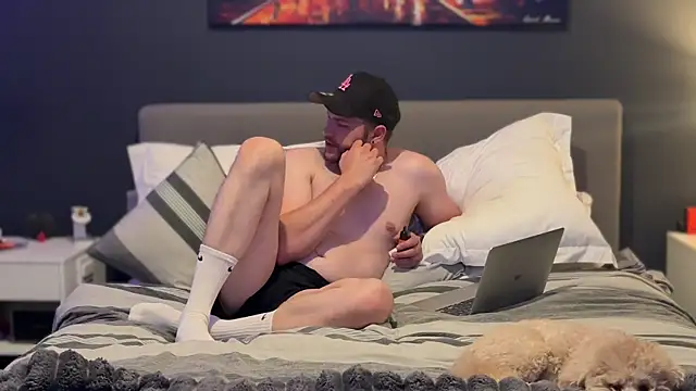 THIS boiNtoys online show from February 2026 12:27:01 PM