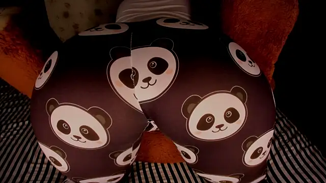 Snapshot of Gabby_Haze chatting on November 2025 07:06:01 PM Gabby Haze online show from November 2025 07:06:01 PM