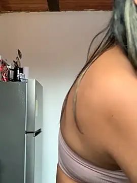 Snapshot of Berta_arevalo_blsd chatting on October 2025 07:13:02 PM Berta arevalo blsd online show from October 2025 07:13:02 PM