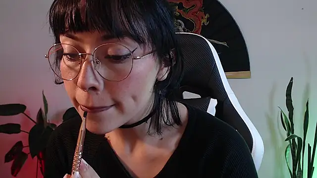 Ellyuwuw online show from January 2026 10:13:01 PM