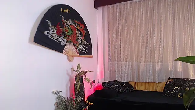 Ellyuwuw online show from April 2026 02:35:01 AM