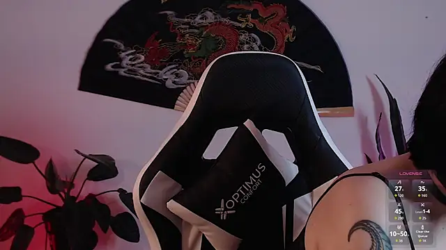 Ellyuwuw online show from February 2026 12:21:02 AM