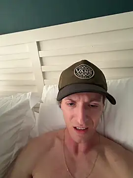 Badstepson33 online show from February 2026 11:37:02 PM