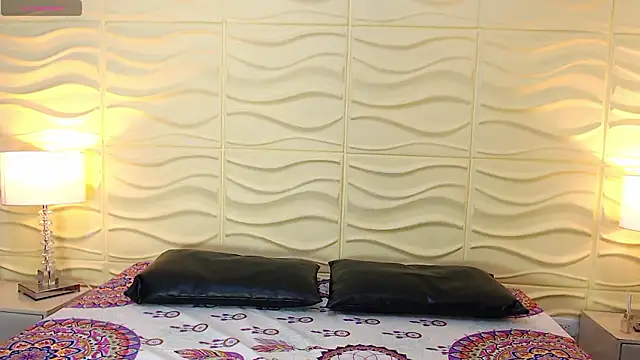 VioletPons online show from February 2026 08:41:01 PM