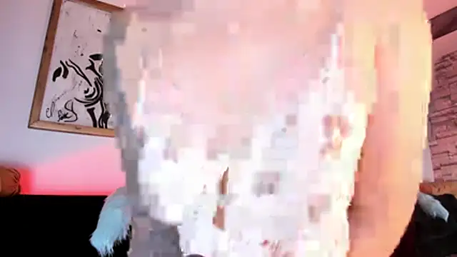 Snapshot of LolaXXXperience chatting on December 2025 12:04:02 PM LolaXXXperience online show from December 2025 12:04:02 PM