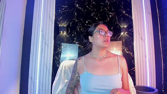Snapshot of LolaXXXperience chatting on September 2025 11:17:02 AM LolaXXXperience online show from September 2025 11:17:02 AM