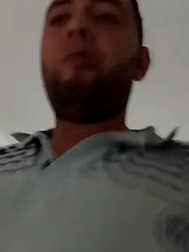 angelitocalientico online show from October 2025 02:43:01 AM