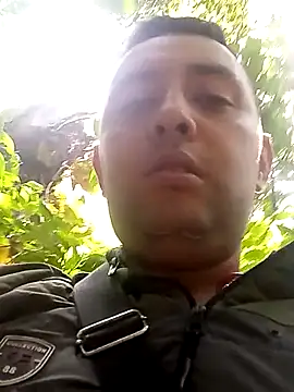 angelitocalientico online show from November 2025 05:17:01 PM