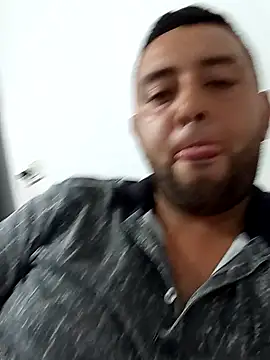 angelitocalientico online show from September 2025 01:25:02 PM