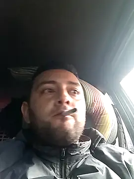 angelitocalientico online show from October 2025 12:06:02 PM