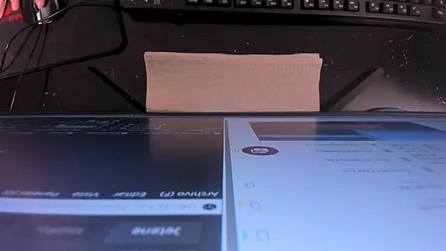 LaurentConnor online show from October 2025 03:33:02 AM