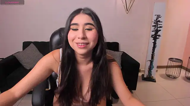 Snapshot of MayaMoretti_ chatting on October 2025 03:38:02 AM MayaMoretti online show from October 2025 03:38:02 AM