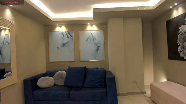 MayaMoretti  online show from February 2026 04:34:01 AM