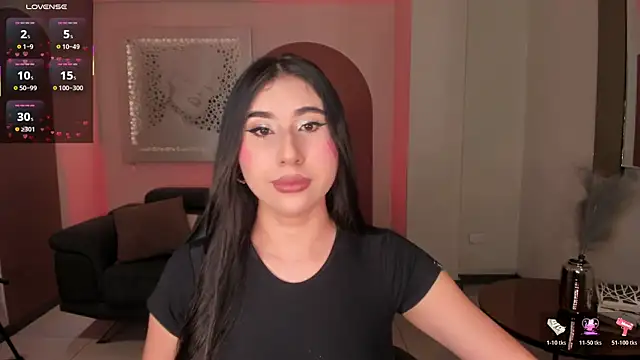 Snapshot of MayaMoretti_ chatting on June 2026 08:25:02 PM MayaMoretti online show from June 2026 08:25:02 PM