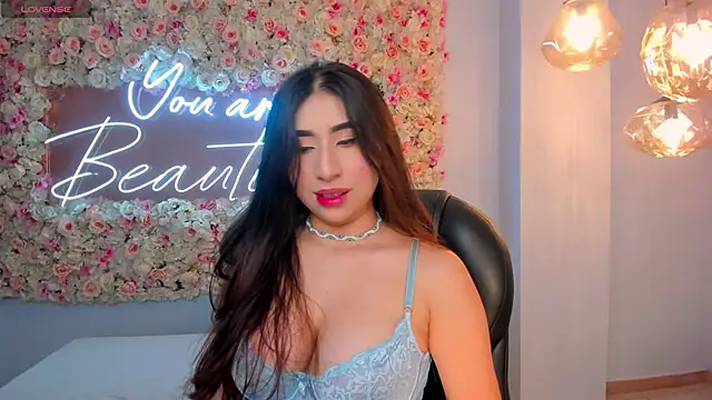 MayaMoretti  online show from October 2025 03:38:01 AM