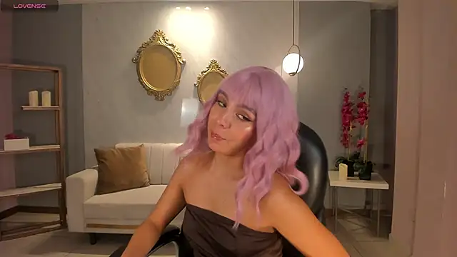 NinaBlum online show from October 2025 03:10:01 AM
