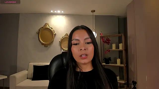 NinaBlum online show from September 2025 03:24:01 AM