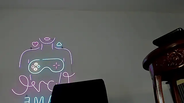 shantal chocolet online show from March 2026 05:35:02 AM