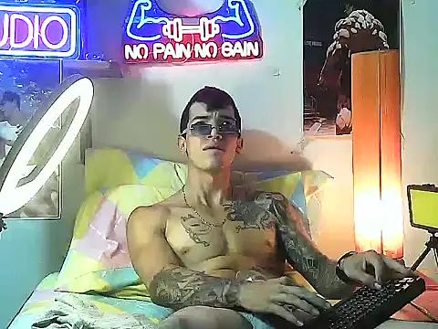 Strongcockfitness online show from October 2025 12:55:01 AM