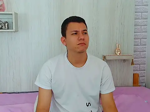 Jstivenlc  online show from January 2026 10:08:01 AM