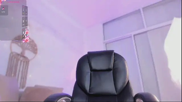 Ginni charlotte online show from March 2026 04:02:02 AM