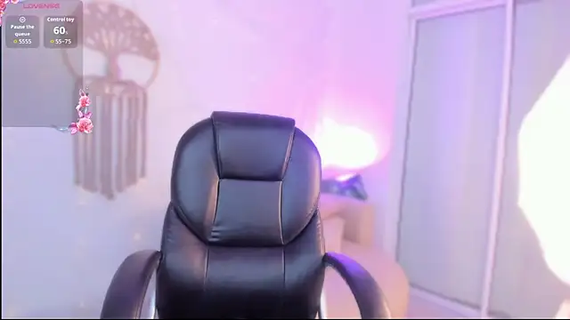 Ginni charlotte online show from February 2026 03:37:02 AM