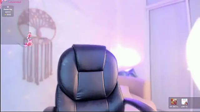 Ginni charlotte online show from February 2026 04:09:02 AM