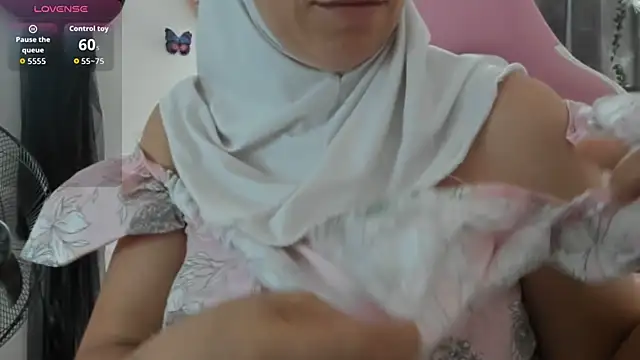 dalila kemur online show from November 2025 12:49:02 PM