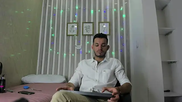 EthanGrey online show from March 2026 11:22:02 AM