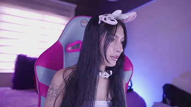 Rebecah 1 online show from February 2026 03:12:02 PM