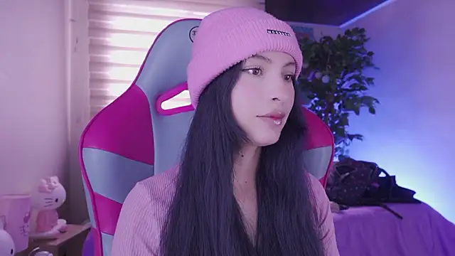 Rebecah 1 online show from March 2026 04:57:01 PM